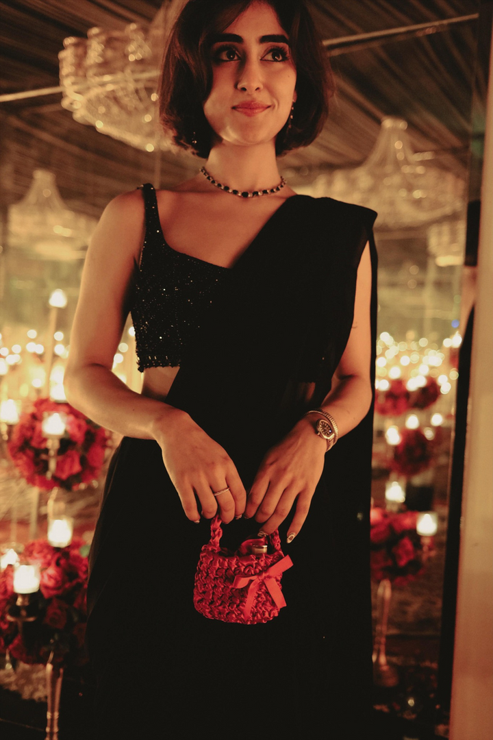 LUNA SWAN PRE-STITCHED SARI SET