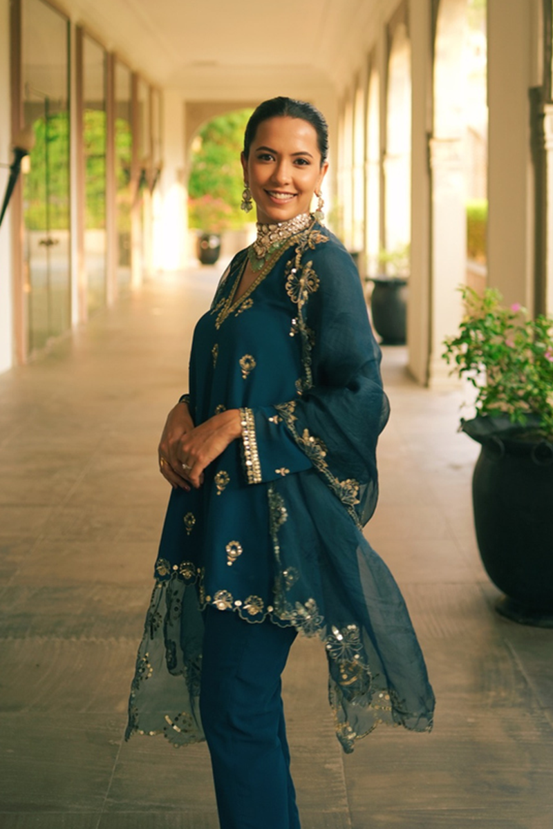 PRISHA PHOOL KURTA SET