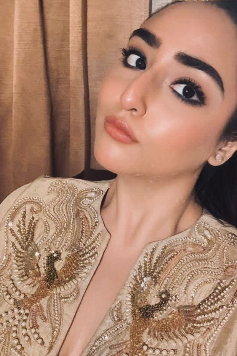 ELARA KAFTAN